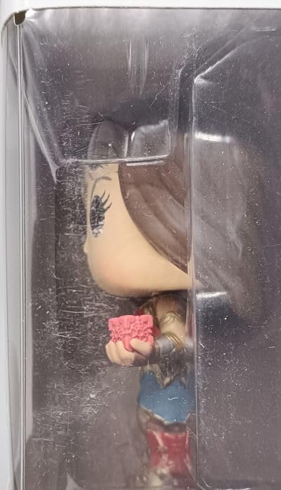 211 Wonder Woman (and Motherbox) -DC Justice League Funko POP - Box Damaged