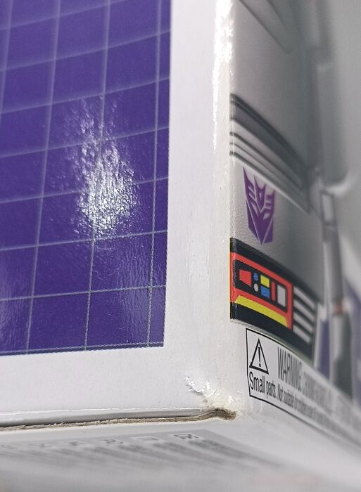 #24 Megatron - Transformers - Box Damaged Funko POP