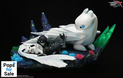 How To Train Your Dragon Statue 1/6 Light Fury & Night Lights 36 cm