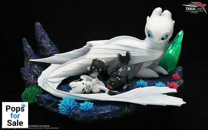 How To Train Your Dragon Statue 1/6 Light Fury & Night Lights 36 cm