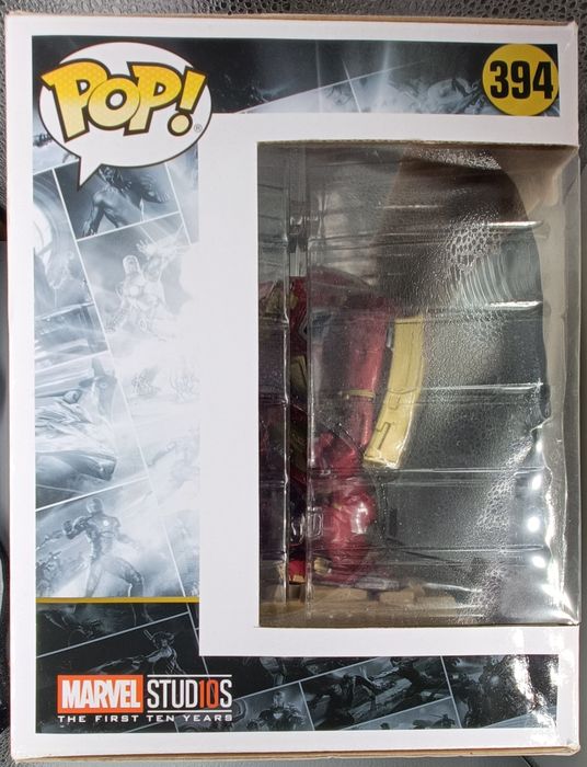 #394 Hulkbuster vs. Hulk - Movie Moment - Marvel - 2018 Con Funko POP