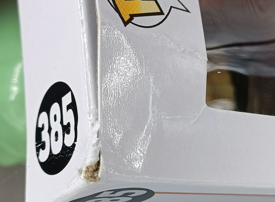 #385 The Child (Force Wielding) Star Wars The Mandalorian Box Damaged Funko POP