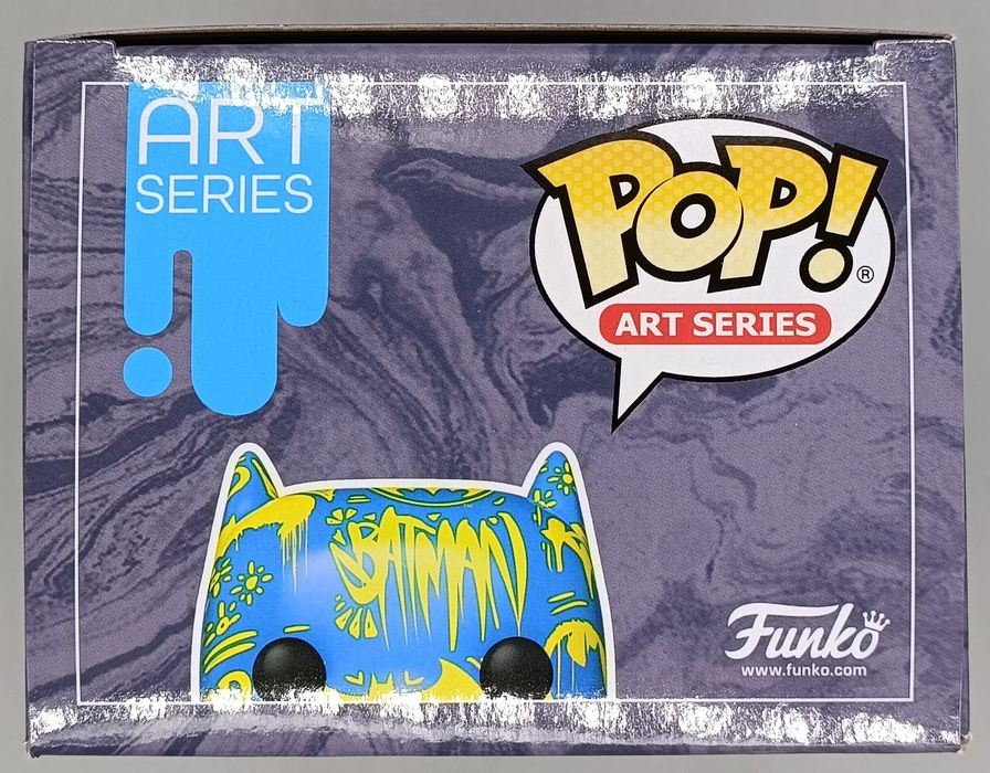 02 Batman (Blue/Yellow) - DC Art Series - Funko POP