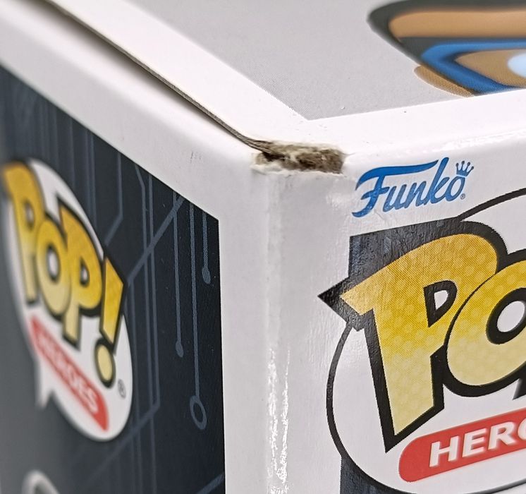 #426 Black Lightning - DC Black Lightning - Box Damaged Funko POP