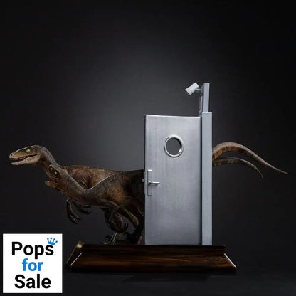 Jurassic Park Art Scale Statue 1/10 Raptors at the Kitchen's Door 28 cm
