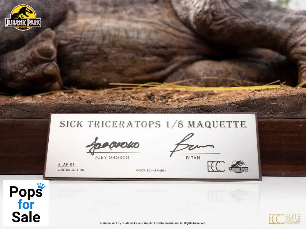 Jurassic Park Maquette 1/8 Sick Triceratops 96 cm