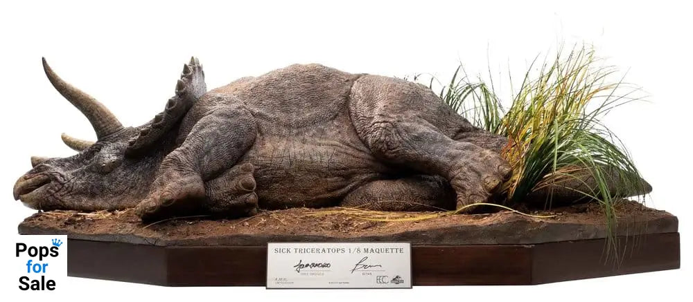 Jurassic Park Maquette 1/8 Sick Triceratops 96 cm