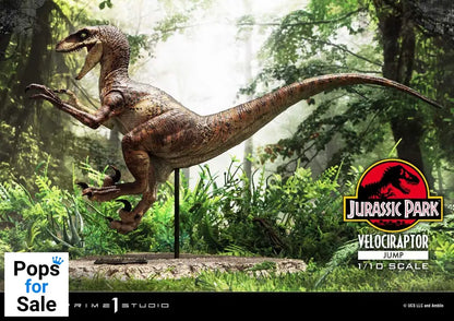 Jurassic Park Prime Collectibles Statue 1/10 Velociraptor Jump 21 cm Statues