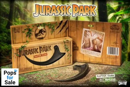 Jurassic Park: Raptor Claw Replica
