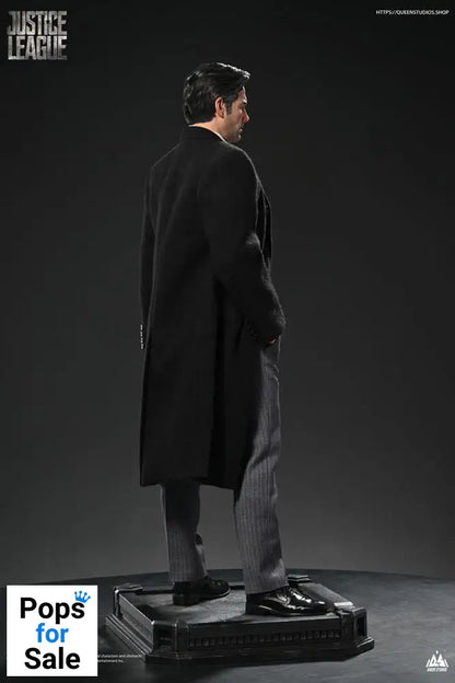 Justice League Statue 1/4 Bruce Wayne (Ben Affleck) 51 cm