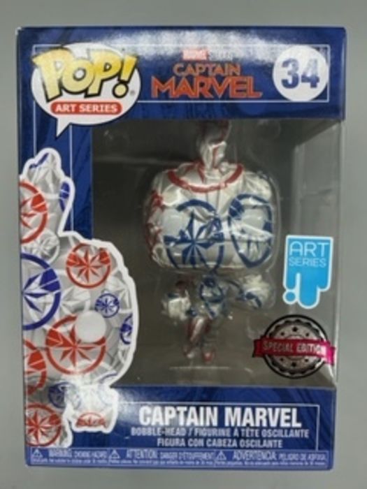 #34 Captain Marvel - Art Series - Box Damaged Funko POP