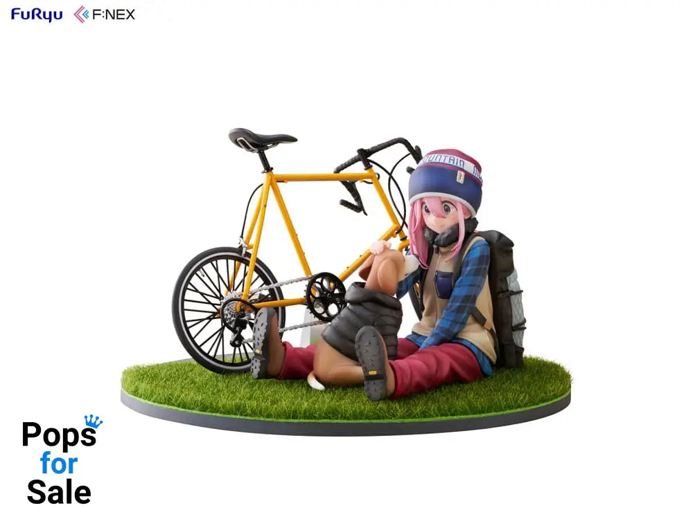 Laid Back Camp F:NEX PVC Statue 1/7 Nadeshiko Kagamihara 13 cm Statues
