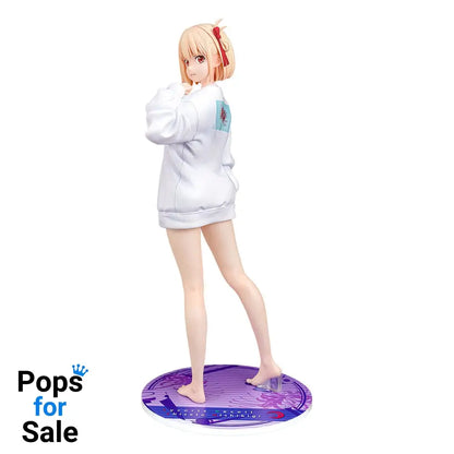 Lycoris Recoil PVC Statue 1/7 Chisato Nishikigi: Oversized Sweatshirt Ver. 25 cm Statues