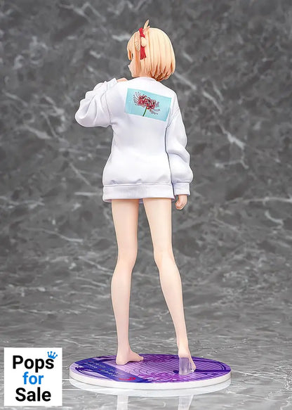 Lycoris Recoil PVC Statue 1/7 Chisato Nishikigi: Oversized Sweatshirt Ver. 25 cm