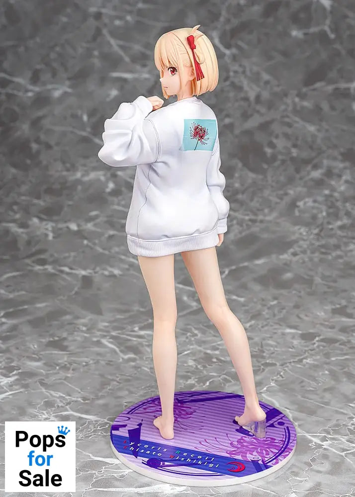 Lycoris Recoil PVC Statue 1/7 Chisato Nishikigi: Oversized Sweatshirt Ver. 25 cm