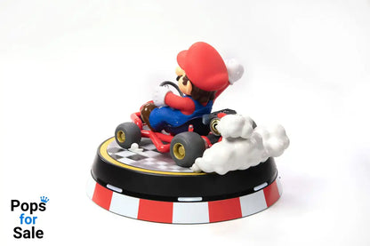 Mario Kart PVC Statue Mario Collector's Edition 22 cm