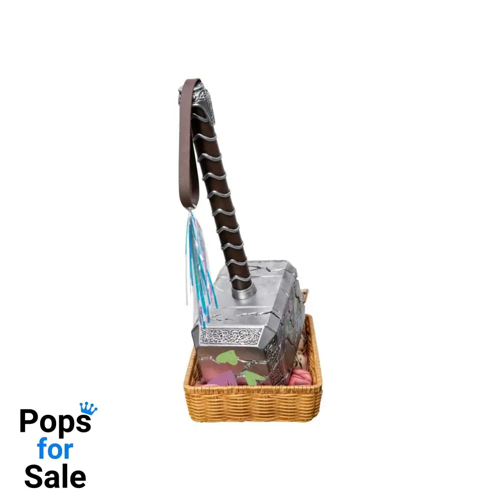 Marvel: Thor Love and Thunder - Mjolnir Love Version 1:1 Scale Statue