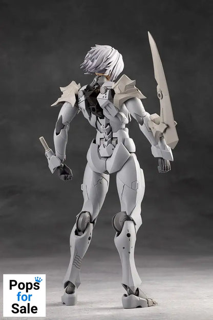 Megalomaria Unlimited Universe Model Kit Zirconia 18 cm