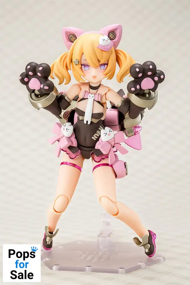 Megami Device Plastic Model Kit 1/1 Puni Mofu Kuro Mao 14 cm