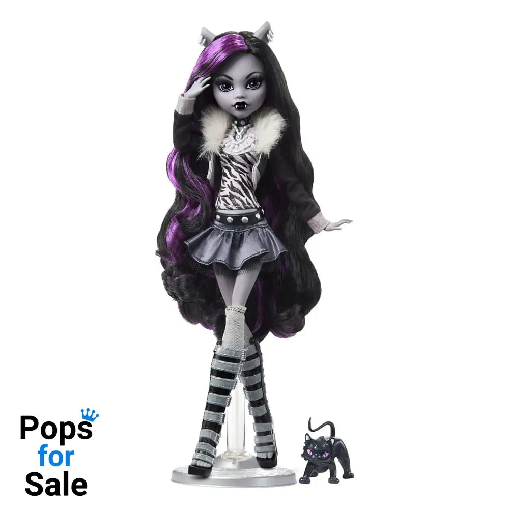 Monster High Reel Drama Doll Clawdeen Wolf in Black And White Dolls