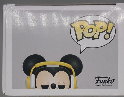 515 Gamer Mickey (Sitting) Disney 90 Years - Funko POP - Box Damaged