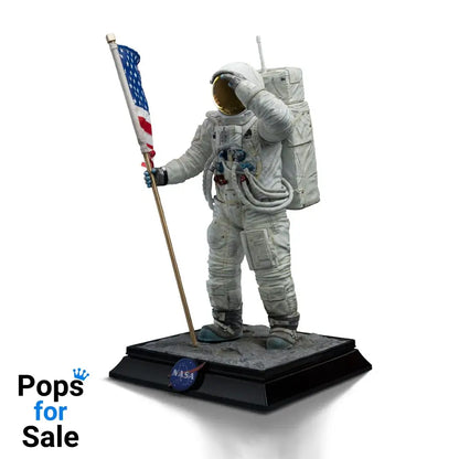 NASA Art Scale Statue 1/10 Apollo 11 Astronaut 23 cm