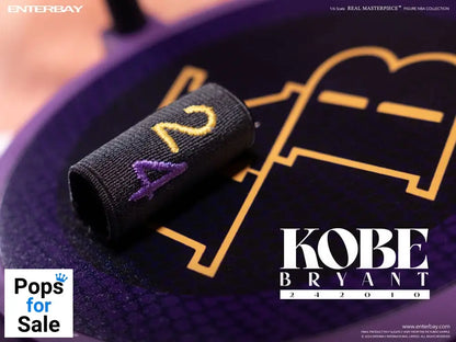 NBA Collection Real Masterpiece Actionfigur 1/6 Kobe Bryant 242010 Limited Edtition 30 cm