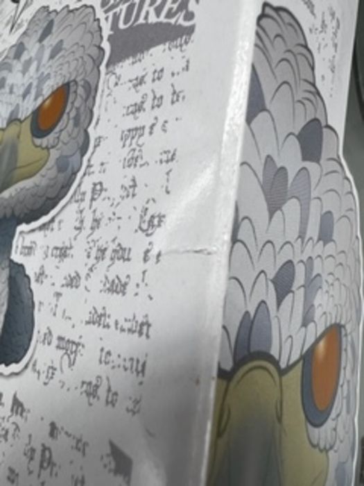 104 Buckbeak - Flocked (Gold Eyes) Harry Potter Box Damaged Funko POP