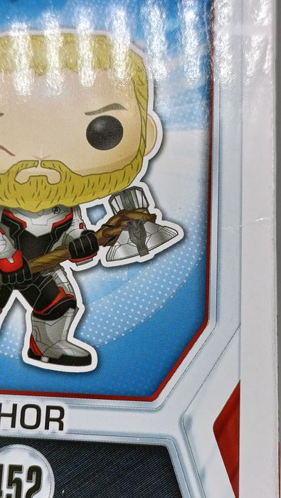 #452 Thor (Team Suit) Glow Marvel Avengers Endgame Box Damaged Funko POP