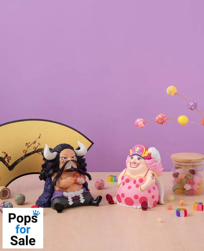 One Piece Look Up PVC Statue Big Mom 11 cm