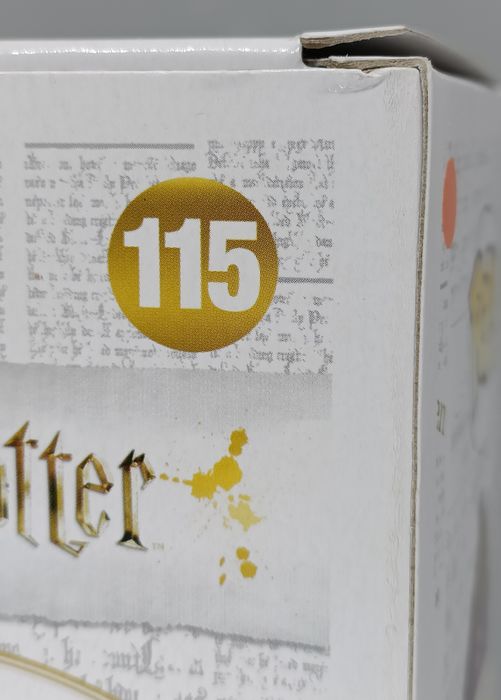 115 Albus Dumbledore (w/ Baby Harry) - Harry Potter Funko POP - Box Damaged