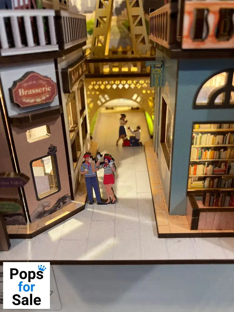 Paris Tiny Adventures Book Nook Mini Diorama 23 cm Puzzles