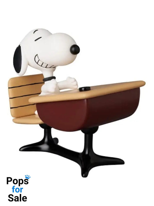 Peanuts UDF Series 18 Mini Figure Snoopy with desk 9 cm