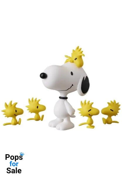 Peanuts UDF Series 19 Mini Figure Happiness is all your friends 8 cm