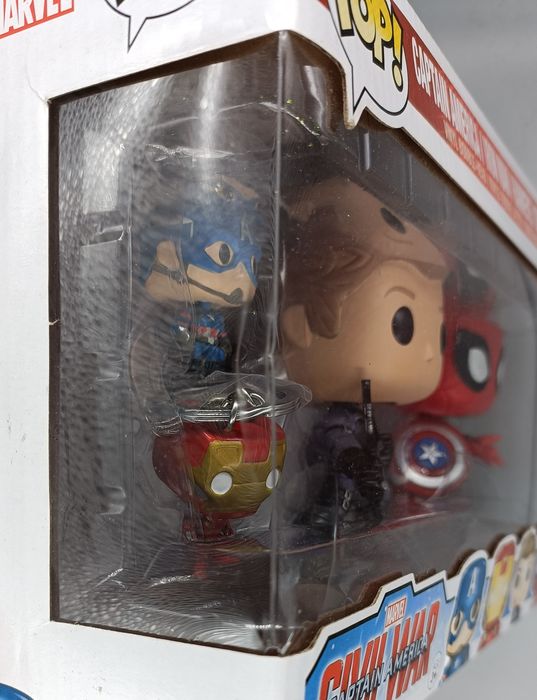 [4 Pack] Captain America / Iron Man / Hawkeye / Spide Box Damaged Funko POP