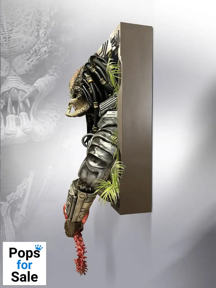 Predator Life-Size Wall Sculpture Predator 45 x 81 x 94 cm