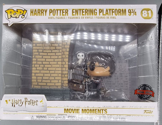 #81 Harry Potter Entering Platform 9 3/4 Movie Moment Box Damaged Funko POP