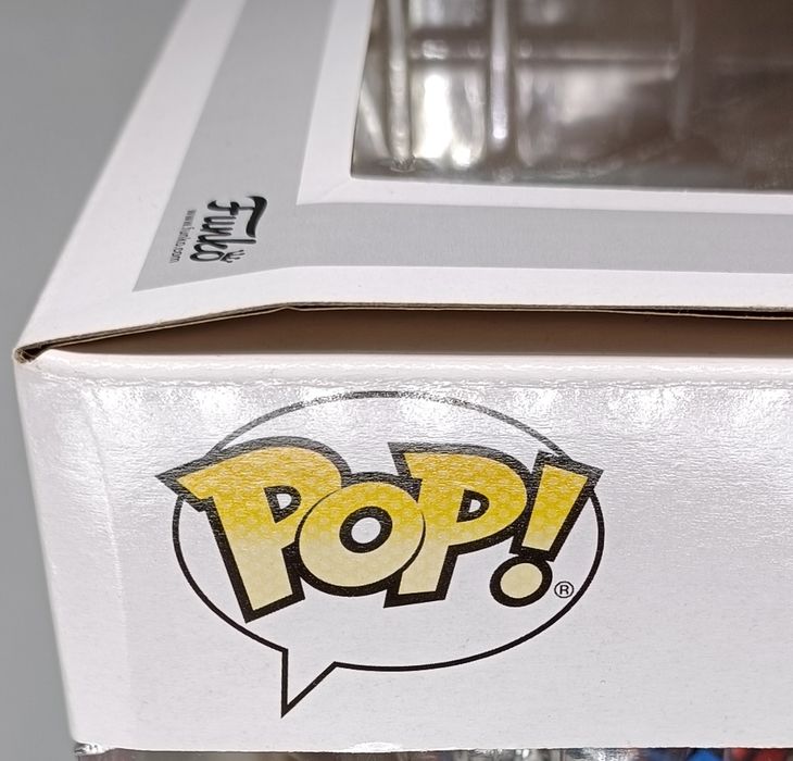 #63 Stan Lee - Deluxe - Marvel Street Art - Box Damaged Funko POP