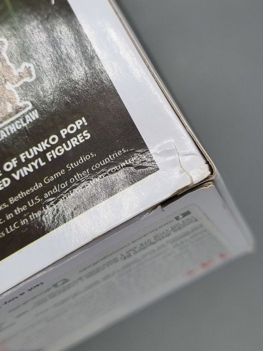 #52 Deathclaw - Fallout - Box Damaged Funko POP