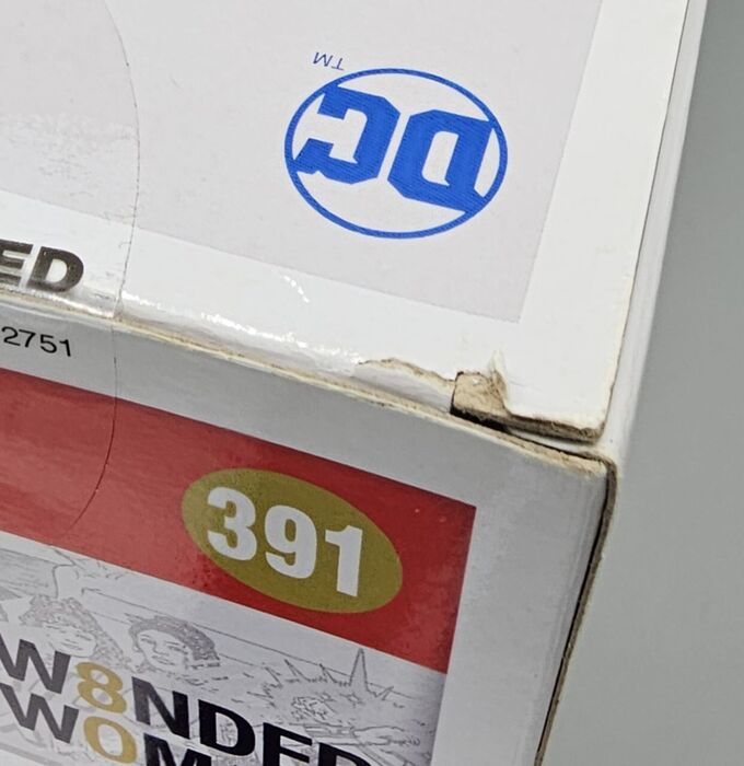 391 Wonder Woman (The Contest) - DC - Box Damaged Funko POP