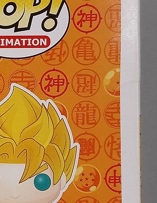 14 Super Saiyan Goku - Dragon Ball Z Box Damaged Funko POP