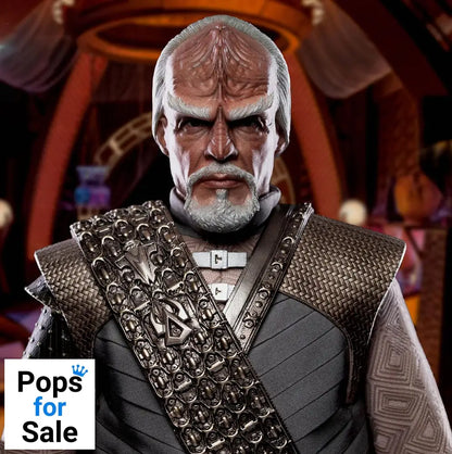 Star Trek: Picard Action Figure 1/6 Worf 30 cm