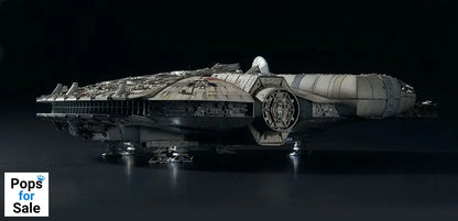 Star Wars Episode IV Perfect Grade Plastic Model Kit 1/72 Millennium Falcon 48 cm