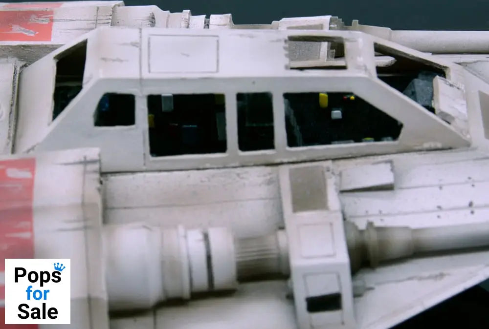 Star Wars Episode V 1/1 Replica Snowspeeder Crew Gift