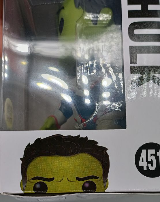 #451 Hulk (Team Suit) Glow Marvel Avengers Endgame Box Damaged Funko POP
