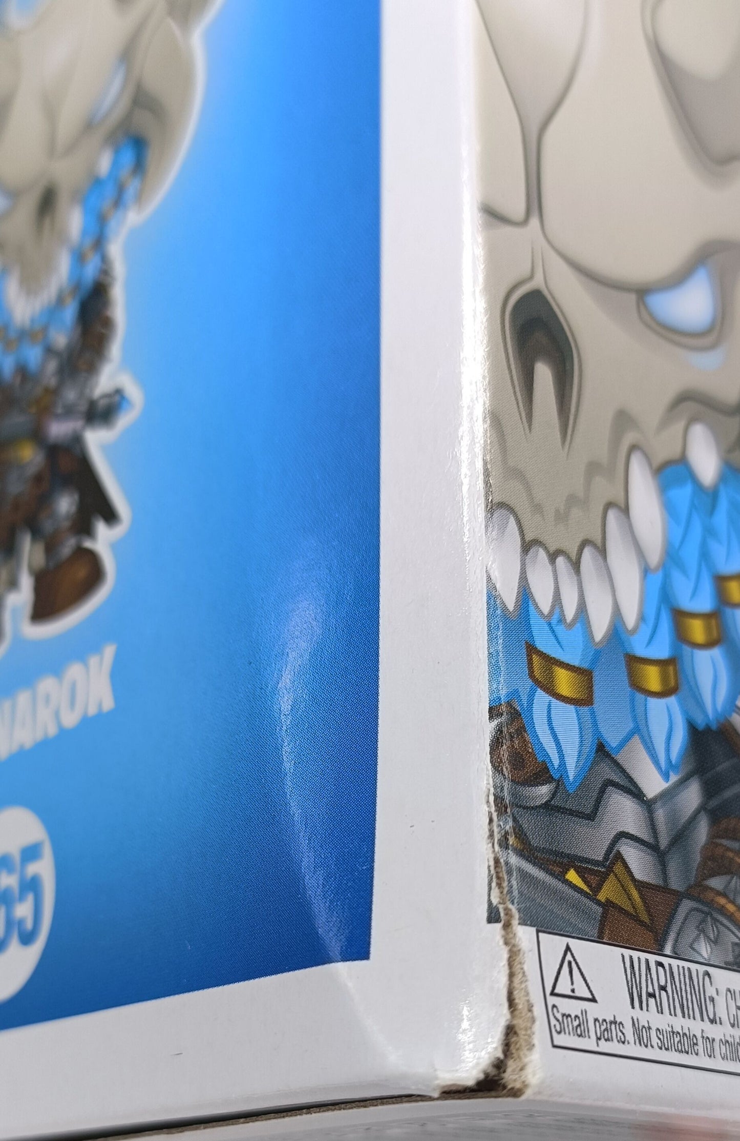 465 Ragnarok - Glow - Fortnite - Funko POP - Box Damaged