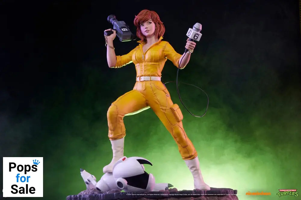 Teenage Mutant Ninja Turtles Premier Series Statue 1/4 April O'Neil 46 cm