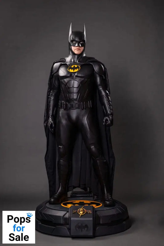 The Flash Life-Size Statue Batman Keaton 2 211 cm