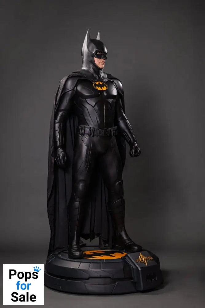 The Flash Life-Size Statue Batman Keaton 2 211 cm