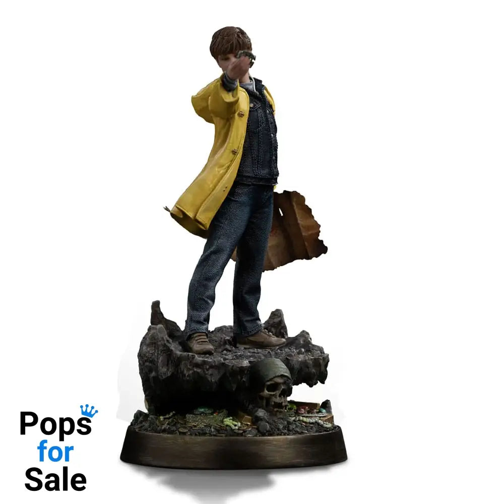 The Goonies Art Scale Statue 1/10 Mikey Walsh (40th anniversary) 21 cm